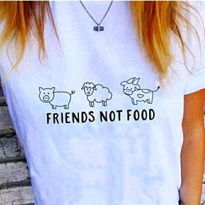 Friends Not Food ♡ Tee Shirt